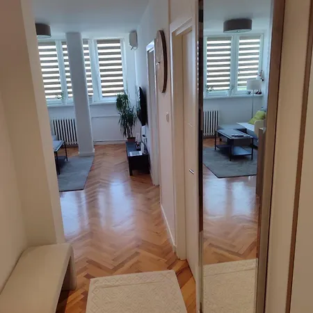 New Cozy Base * 贝尔格莱德